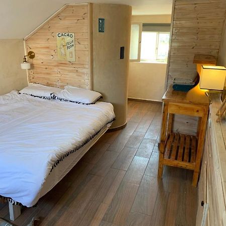 Sweet 'En Kerem View Bed & Breakfast Jerusalem Eksteriør bilde