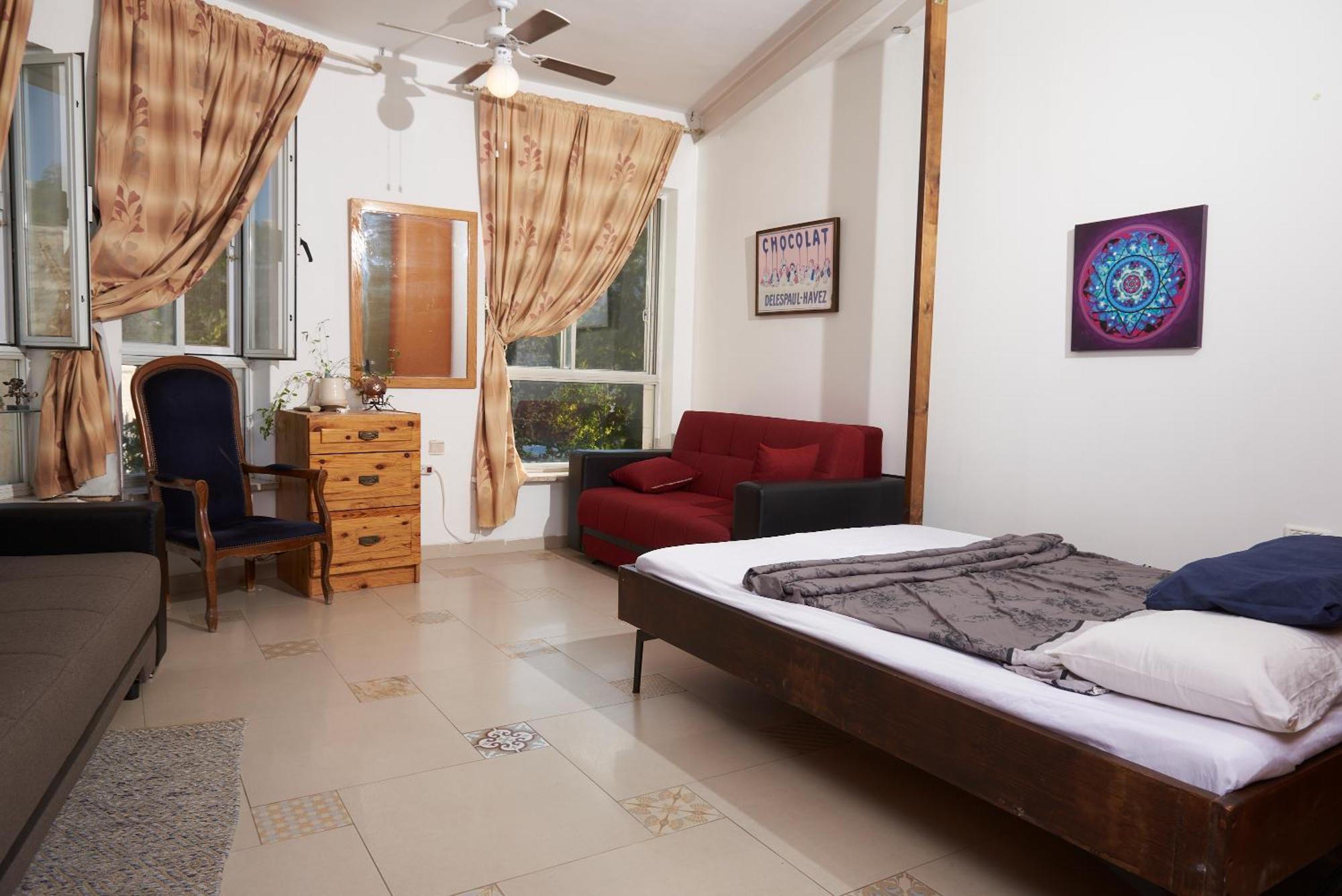 Sweet 'En Kerem View Bed & Breakfast Jerusalem Eksteriør bilde