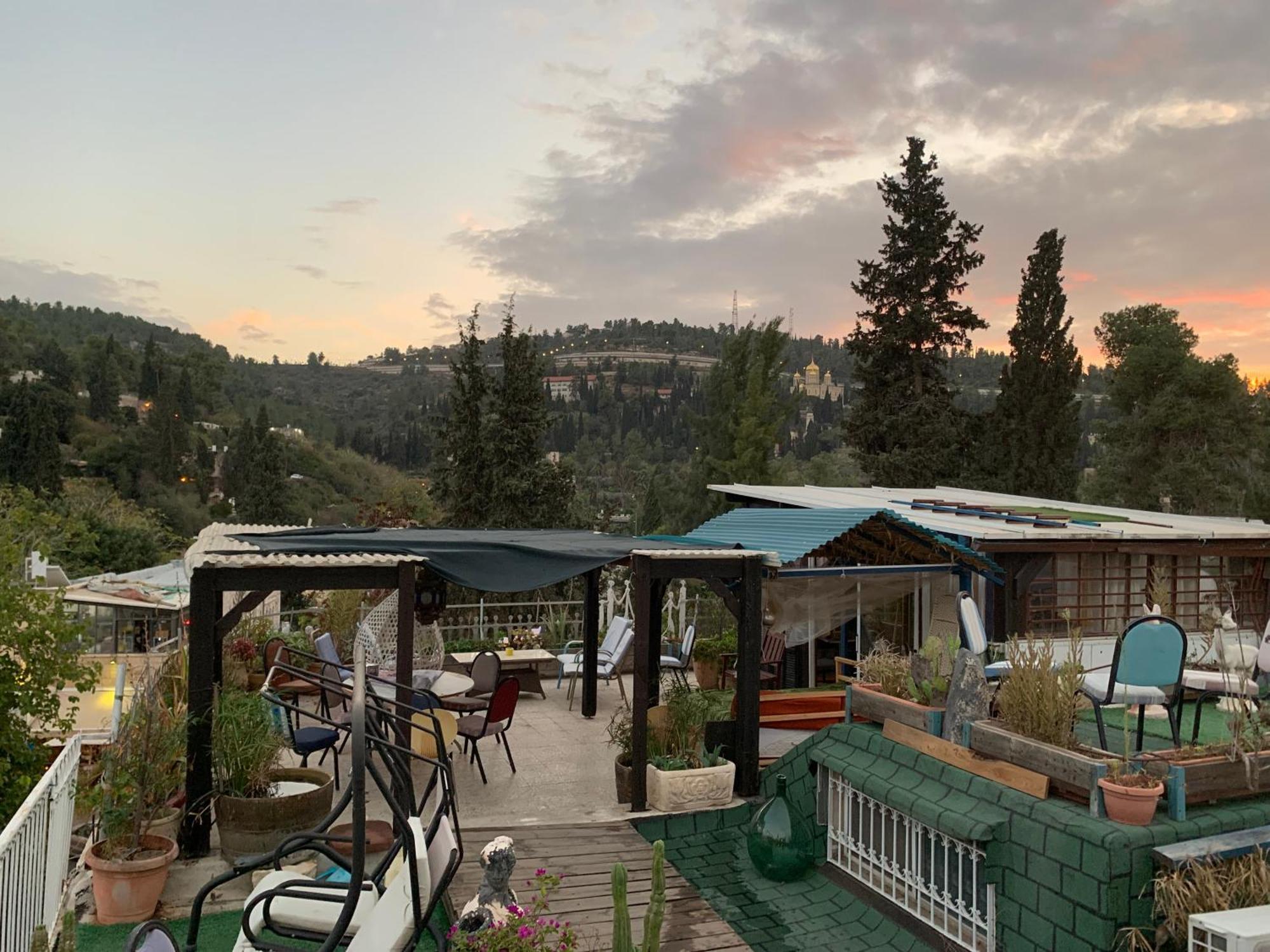 Sweet 'En Kerem View Bed & Breakfast Jerusalem Eksteriør bilde