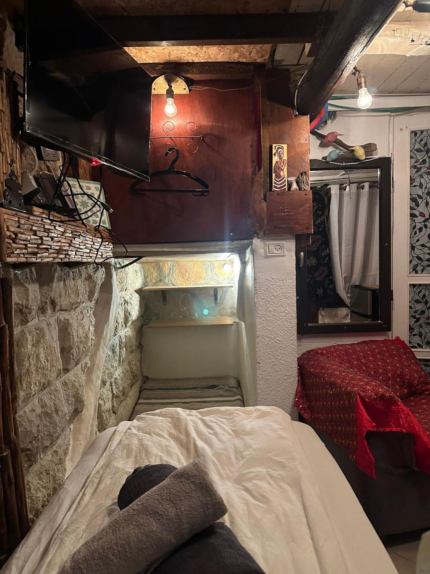Sweet 'En Kerem View Bed & Breakfast Jerusalem Eksteriør bilde