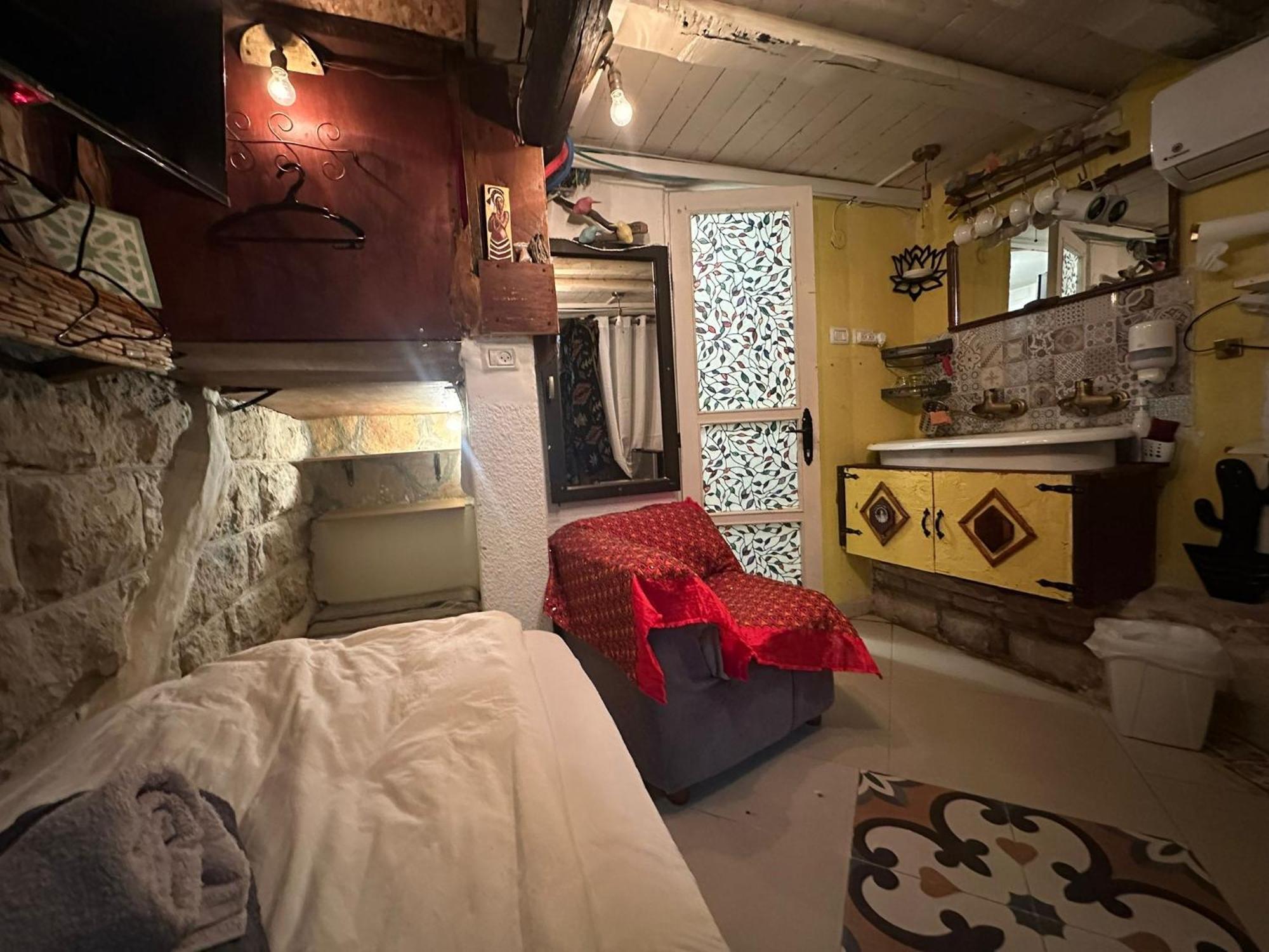 Sweet 'En Kerem View Bed & Breakfast Jerusalem Eksteriør bilde
